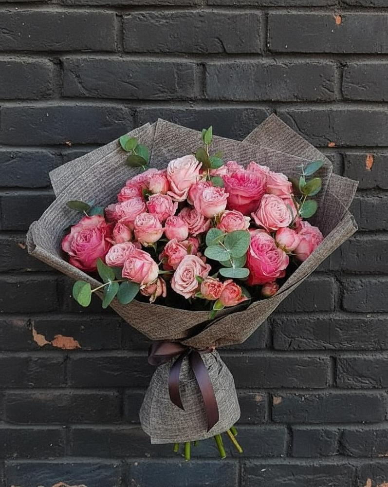 Букет цветов из: Розы в Ливенке Воронежской области