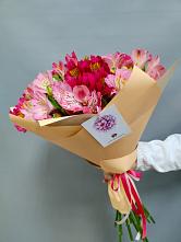 Букет цветов из:  Альстромерии в Ливенке Воронежской области