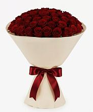 Букет 101 Бордовая роза Блэк Бакарра в Ливенке Воронежской области
