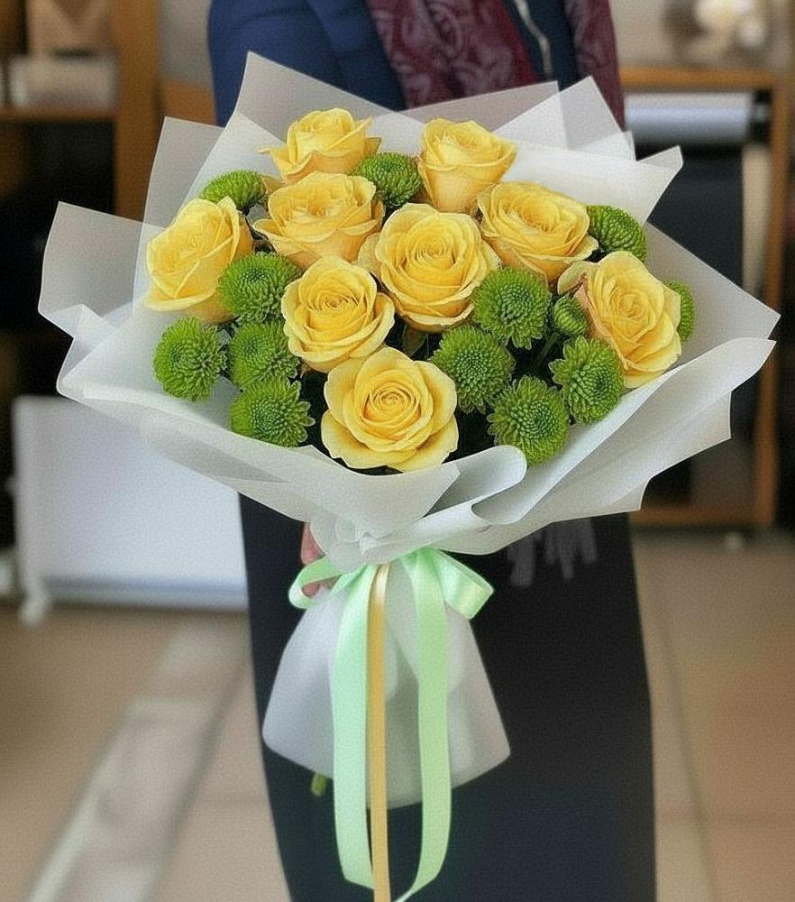 Букет цветов из: Хризантемы и Розы в Ливенке Воронежской области