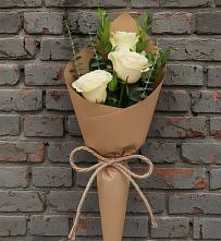 Букет цветов из:  Розы в Ливенке Воронежской области