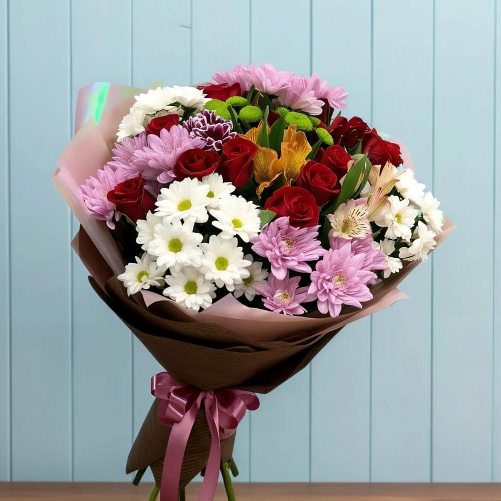 Букет цветов из: Розы, Хризантемы и Альстромерии в Ливенке Воронежской области