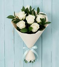 Букет цветов из:  Розы в Ливенке Воронежской области