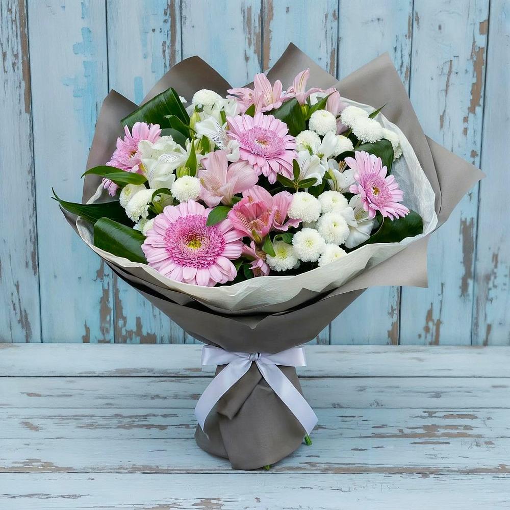 Букет цветов из: Герберы, Альстромерии и Хризантемы в Ливенке Воронежской области