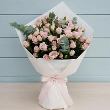 Букет цветов из:  Розы #REPLACE_PRED# Ливенке Воронежской области
