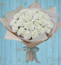 Букет цветов из:  Гвоздики в Ливенке Воронежской области