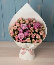 Букет цветов из:  Розы в Ливенке Воронежской области